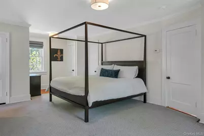 305 S Barry Avenue, Mamaroneck, NY 10543 - Photo 16