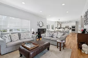 4 Mimosa St, Miller Place, NY 11764 - Photo 10