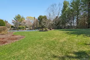 4 Mimosa St, Miller Place, NY 11764 - Photo 40