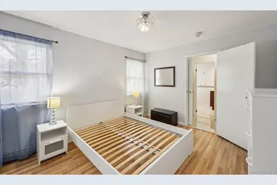 11 Mid Place, Bohemia, NY 11716 - Photo 30