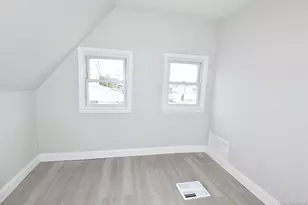 229 14th St, West Babylon, NY 11704 - Photo 24