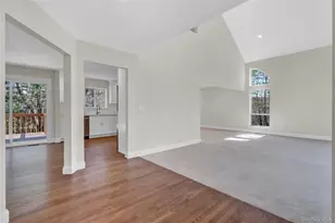 26 Stone Gate Ct, Smithtown, NY 11787 - Photo 4