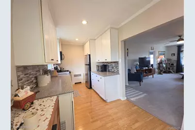 111 N Broadway #E-12, White Plains, NY 10603 - Photo 8