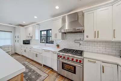 347 Broadway, Carle Place, NY 11514 - Photo 14