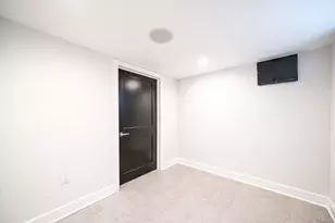 347 Broadway, Carle Place, NY 11514 - Photo 38