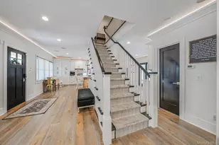 347 Broadway, Carle Place, NY 11514 - Photo 10