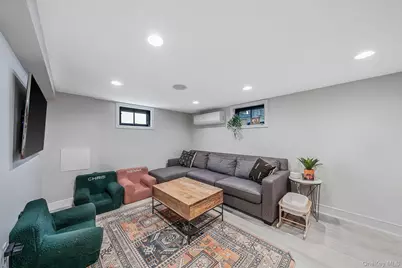 347 Broadway, Carle Place, NY 11514 - Photo 34