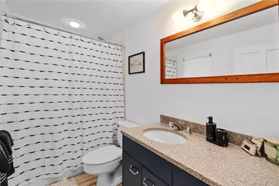 197 Hog Creek Road, East Hampton, NY 11937 - Photo 16