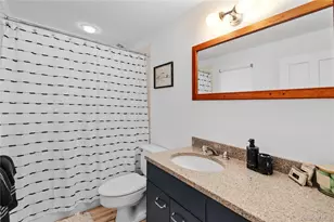 197 Hog Creek Rd, East Hampton, NY 11937 - Photo 16