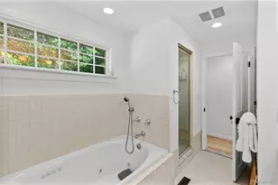 197 Hog Creek Rd, East Hampton, NY 11937 - Photo 14