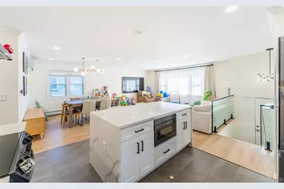 36 Adams Street, Floral Park, NY 11001 - Photo 12