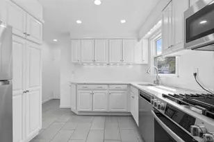 22 Rogers Dr, New Rochelle, NY 10804 - Photo 10