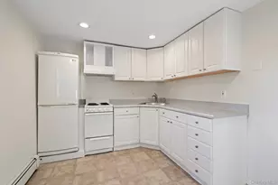 29 Potter Ln, Huntington, NY 11743 - Photo 20