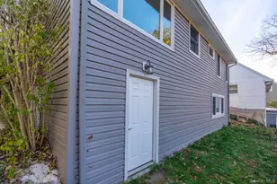 29 Potter Ln, Huntington, NY 11743 - Photo 32