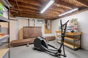 29 Potter Ln, Huntington, NY 11743 - Photo 24