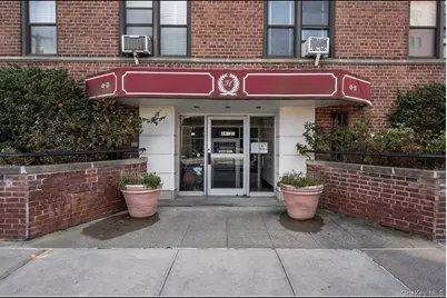 4821 40th Street #3H, Sunnyside, NY 11104 - Photo 1