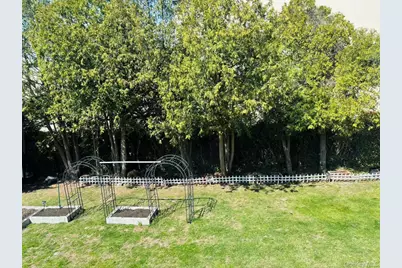 21 Keats Court, Bethpage, NY 11714 - Photo 4