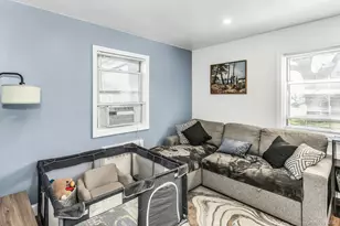 131-52 234th St, Rosedale, NY 11422 - Photo 8