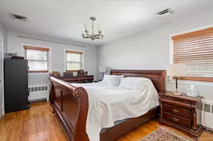 36 Nirvana Ave, Great Neck, NY 11023 - Photo 8