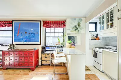 109-14 Ascan Avenue #1K, Forest Hills, NY 11375 - Photo 6