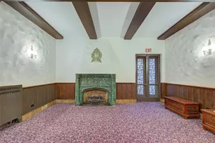 109-14 Ascan Ave, Forest Hills, NY 11375 - Photo 16