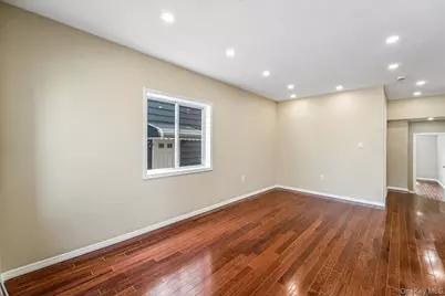 90-34 205th Street, Hollis, NY 11423 - Photo 4