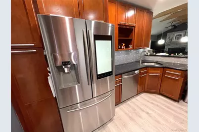 30 Classon Avenue, Mastic, NY 11950 - Photo 4