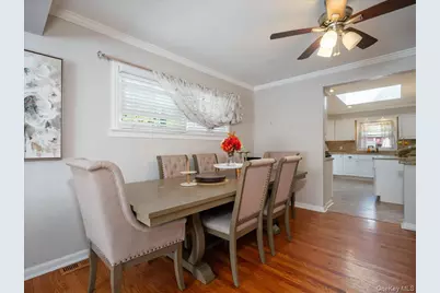 16 W Maltbie Avenue, Suffern, NY 10901 - Photo 8