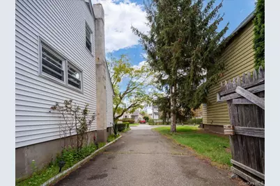 16 W Maltbie Avenue, Suffern, NY 10901 - Photo 24