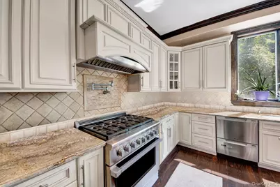 6 Sunset Lane, Hartsdale, NY 10530 - Photo 14