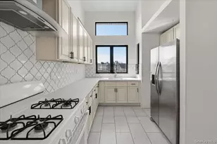 108-47 Sutphin Blvd, Jamaica, NY 11435 - Photo 10