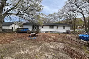40 Lidge Dr, Farmingville, NY 11738 - Photo 6