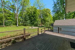 189 Lakeside Rd, Newburgh, NY 12550 - Photo 30