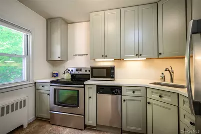 140 N Broadway #K4, Irvington, NY 10533 - Photo 14