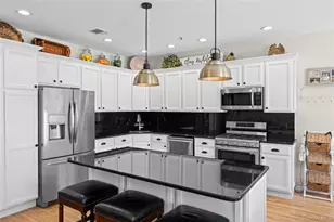 86 Brianna Dr, East Setauket, NY 11733 - Photo 8