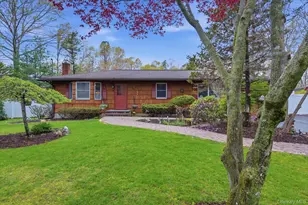 186 Radio Ave, Miller Place, NY 11764 - Photo 2