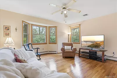 186 Radio Avenue, Miller Place, NY 11764 - Photo 4