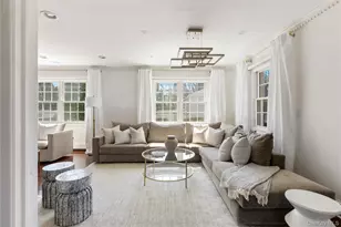 66 Wyatt Rd, Garden City, NY 11530 - Photo 8