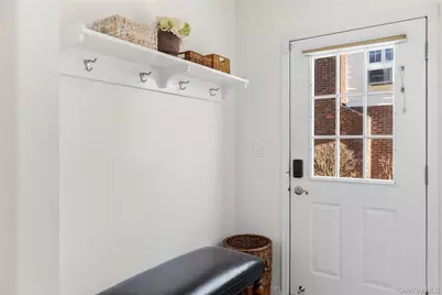 66 Wyatt Road, Garden City, NY 11530 - Photo 16