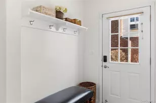 66 Wyatt Rd, Garden City, NY 11530 - Photo 16