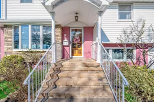 257 Garden City Rd, Franklin Square, NY 11010 - Photo 4