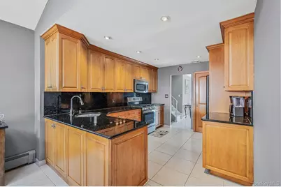 257 Garden City Road, Franklin Square, NY 11010 - Photo 22