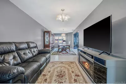 257 Garden City Road, Franklin Square, NY 11010 - Photo 16