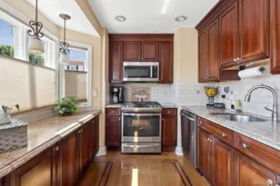 28 Fane Ct, Brooklyn, NY 11229 - Photo 10