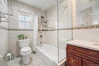 262-27 57th Avenue, Little Neck, NY 11362 - Photo 20