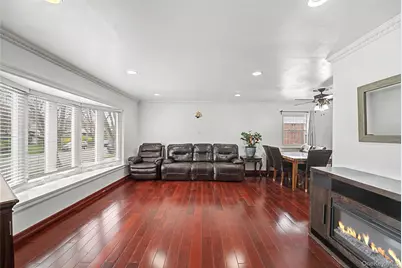 262-27 57th Avenue, Little Neck, NY 11362 - Photo 4