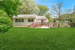 103 Gates Ave, Central Islip, NY 11722 - Photo 20