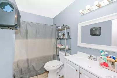 103 Gates Avenue, Central Islip, NY 11722 - Photo 18