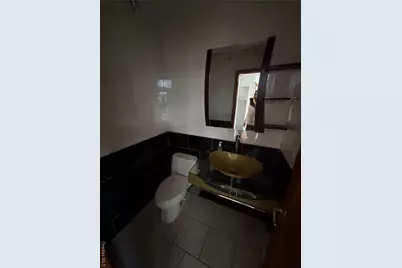 31 Woodward Street, Roslyn Heights, NY 11577 - Photo 12