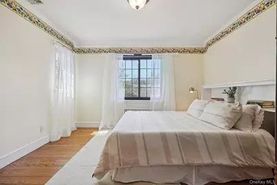 12 Sutton Place, Rockville Centre, NY 11570 - Photo 18
